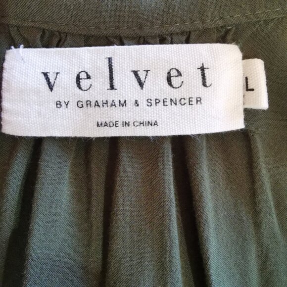 Velvet By Graham & Spencer Cavern Green Long Sleeve Viscose  Blouse - Sz L - Picture 7 of 8